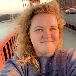 Meet your Posher, Stephanie